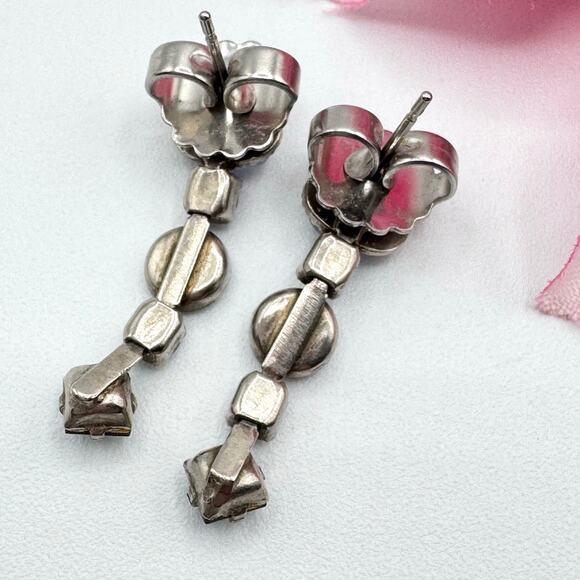 Vintage Sorrelli Blue Rhinestone Linear Drop Earrings Silver Tone Regency Signed - Picture 5 of 5